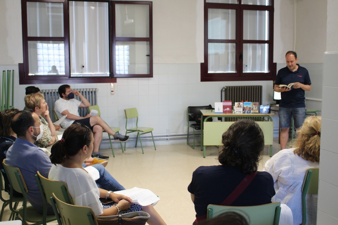 Jesús Soria Caro cerró el curso en el club de lectura ‘Las cosas del leer’