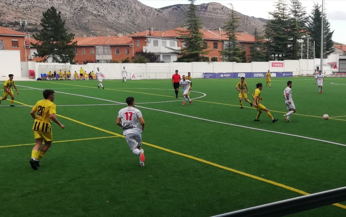 El Utrillas por fin logra desatarse ante el Juvenil del Balsas Picarral (4-0)