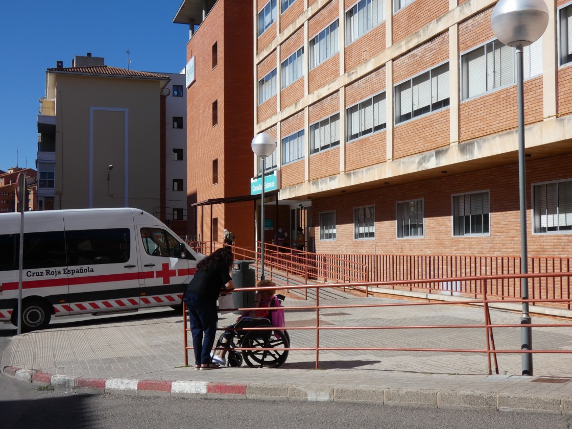 Los hospitales de Teruel tienen doce camas con pacientes covid, la cifra más baja en los últimos diez meses