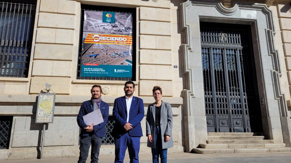 La Diputación de Teruel presenta la exposición '40 años creciendo' en conmemoración del aniversario del Estatuto de Autonomía de Aragón