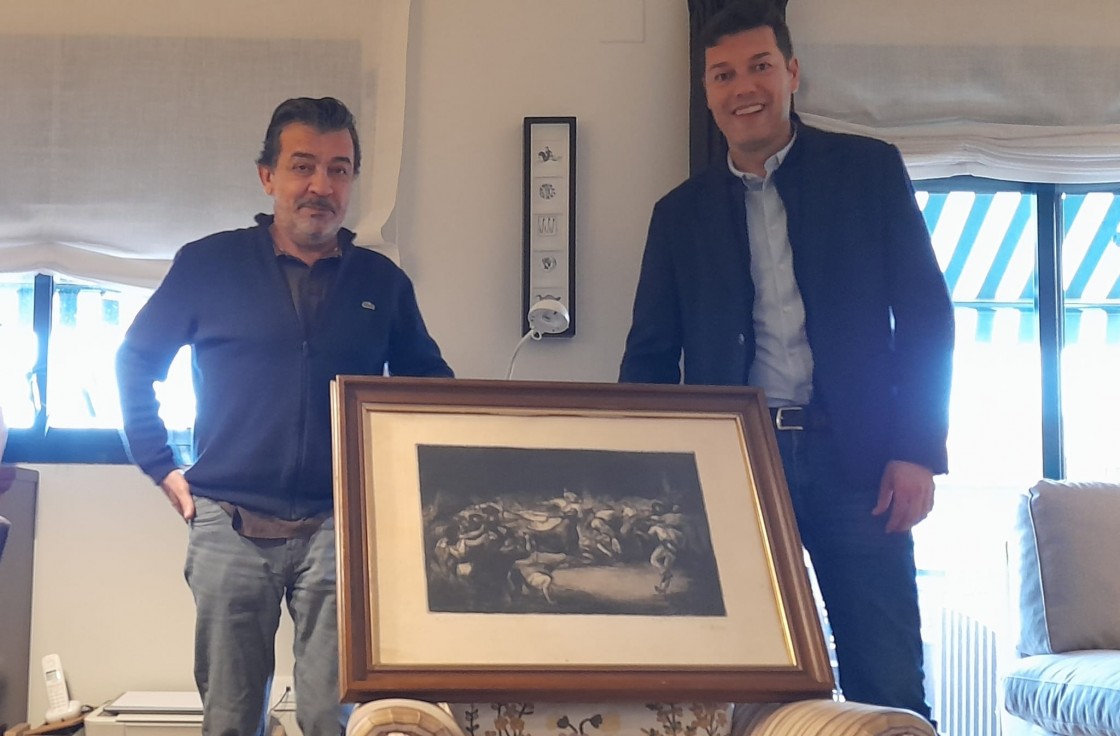 Un hijo de Manuel Guerricabytia, antiguo director de LUCHA, dona un cuadro de Agustín Alegre al Ayuntamiento de Teruel