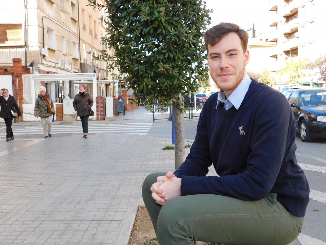 Un doctorando de la Universidad de Londres indaga en Teruel sobre la desafección política