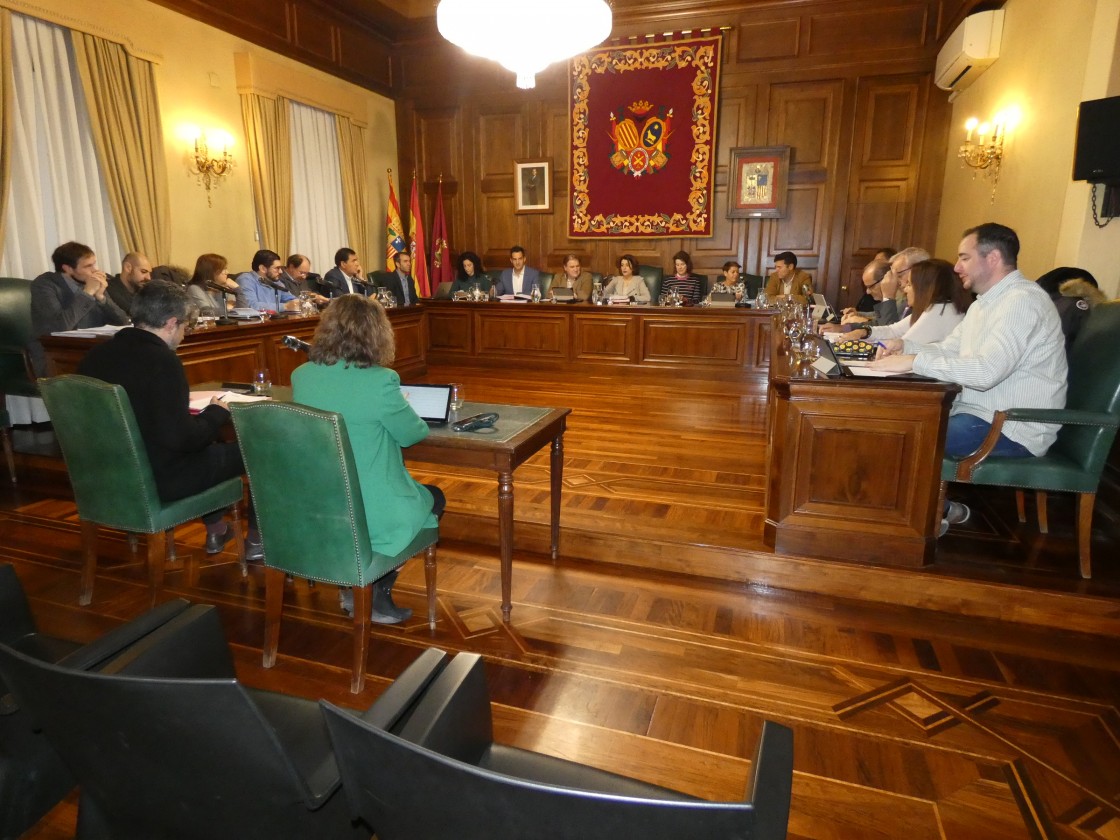 El Ayuntamiento de Teruel aprueba el presupuesto de más de 59 millones para 2023 con el mayor respaldo de este mandato