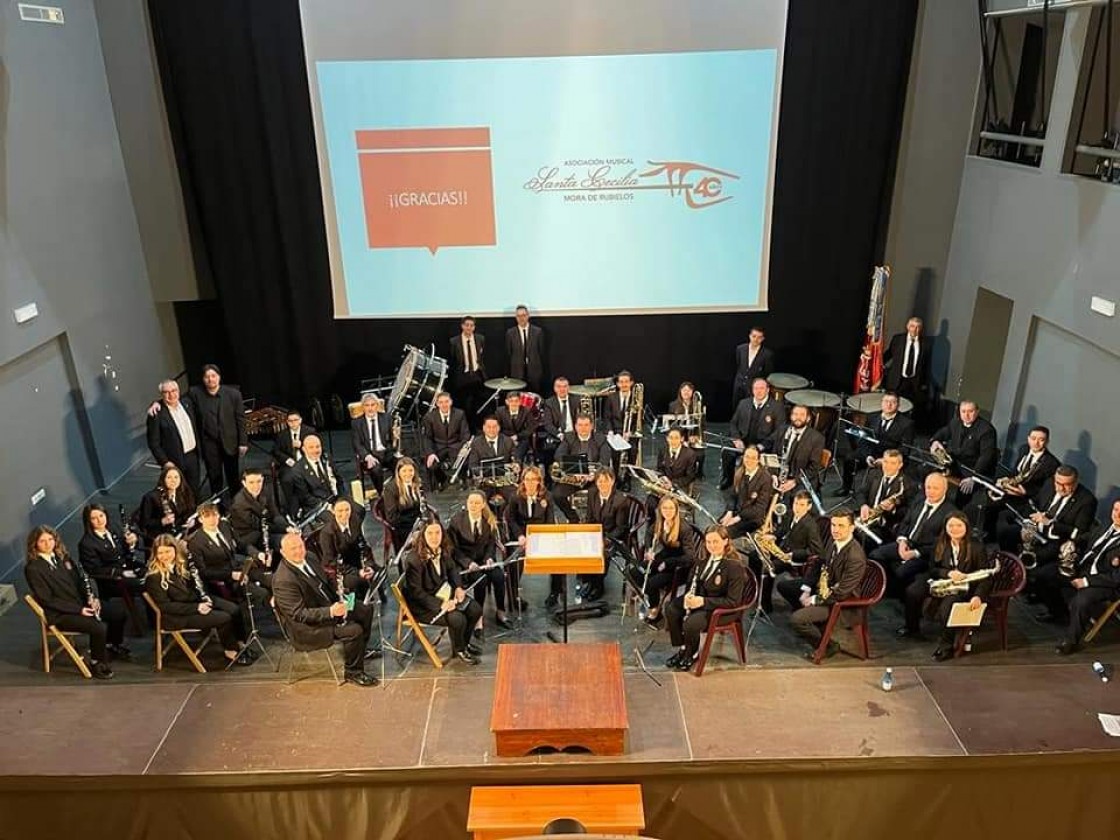 La Banda de Música de Mora de Rubielos celebró con música su 40 aniversario