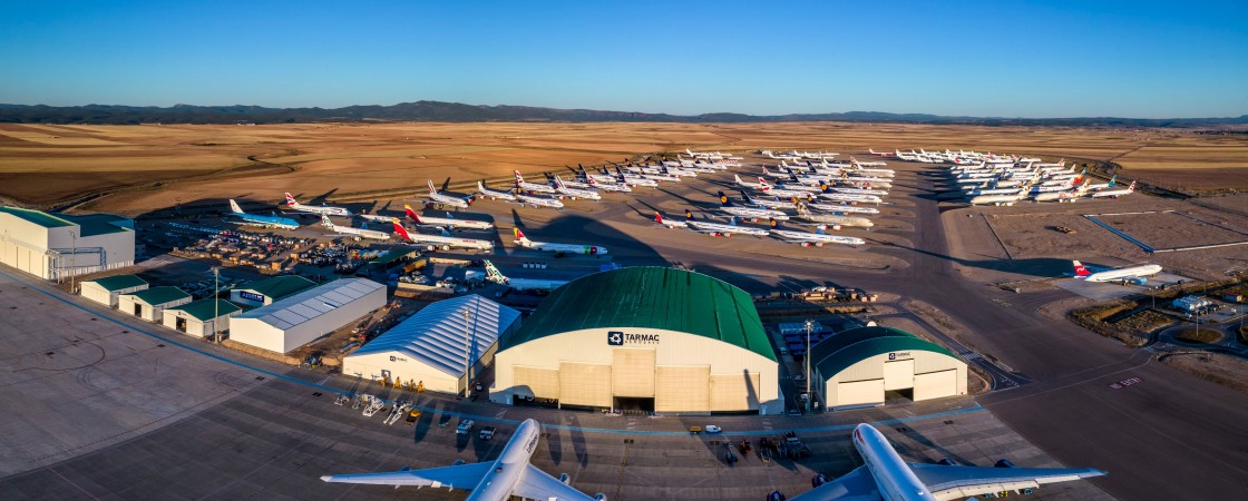 La empresa IAC anuncia una inversión de 20 millones de euros en otro hangar en el Aeropuerto de Teruel