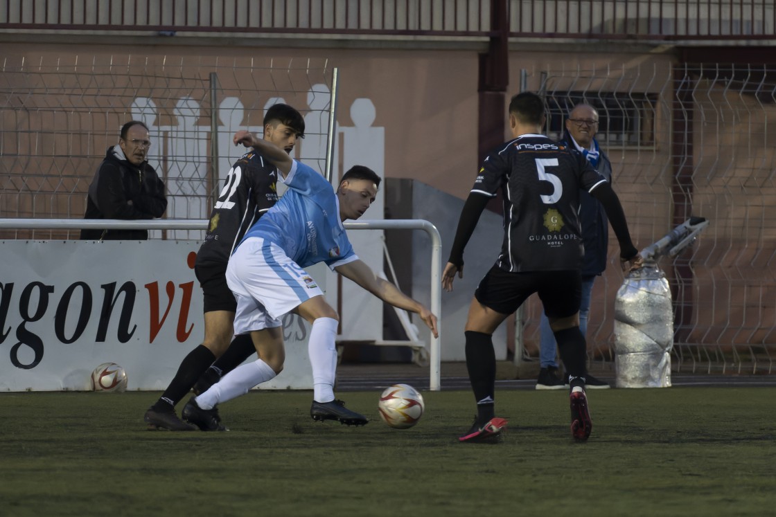 Una jornada  de dos caras  para los equipos turolenses