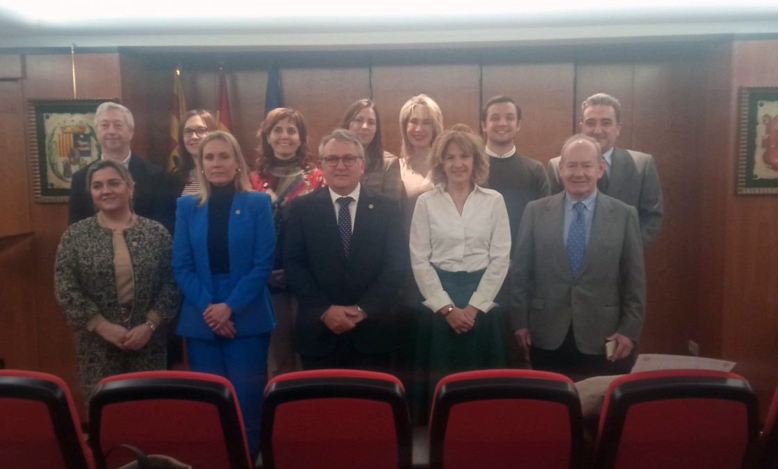 Inicia su andadura la nueva Junta Directiva del Colegio de Médicos de Teruel que preside Jesús Martínez Burgui