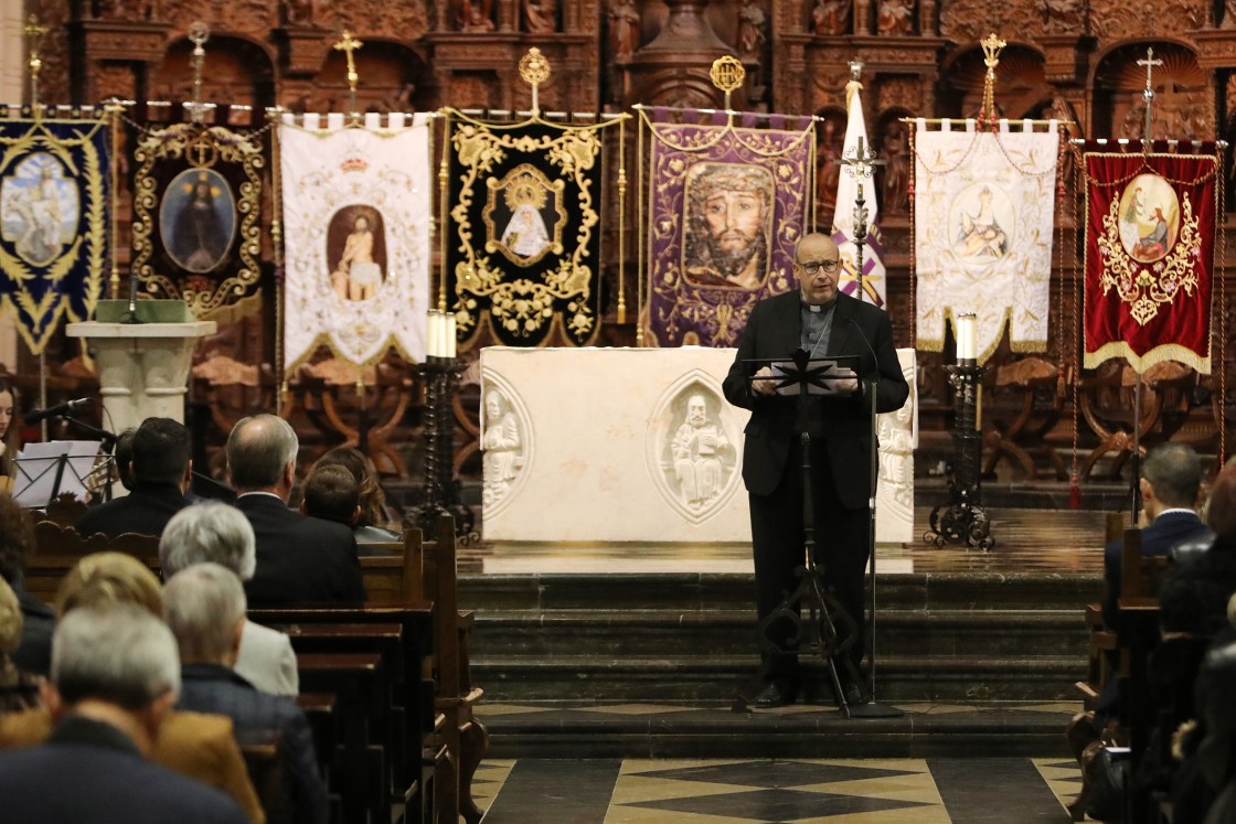 El obispo de Teruel pide seguir el ejemplo de Jesucristo ante las realidades injustas de hoy