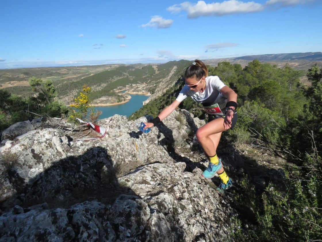 Patricia Villanueva se corona en el Trail Ancagua de Alloza