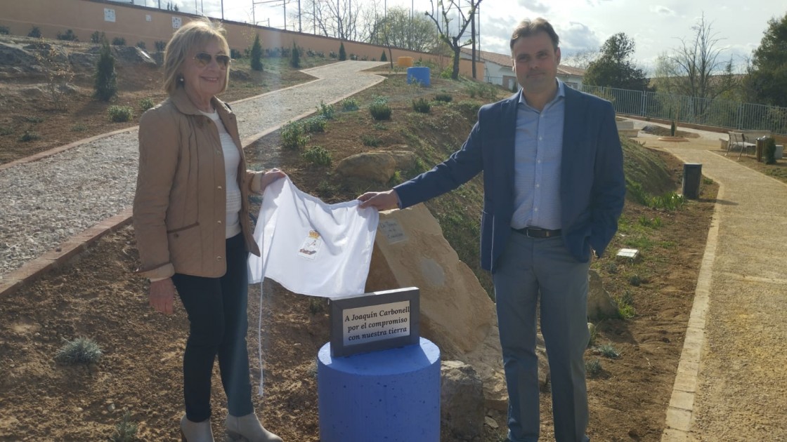 Andorra inaugura el parque dedicado al cantautor Joaquín Carbonell