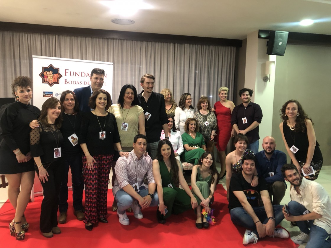 La gala Baturricos reúnió a un centenar de actores de  Las Bodas de Isabel