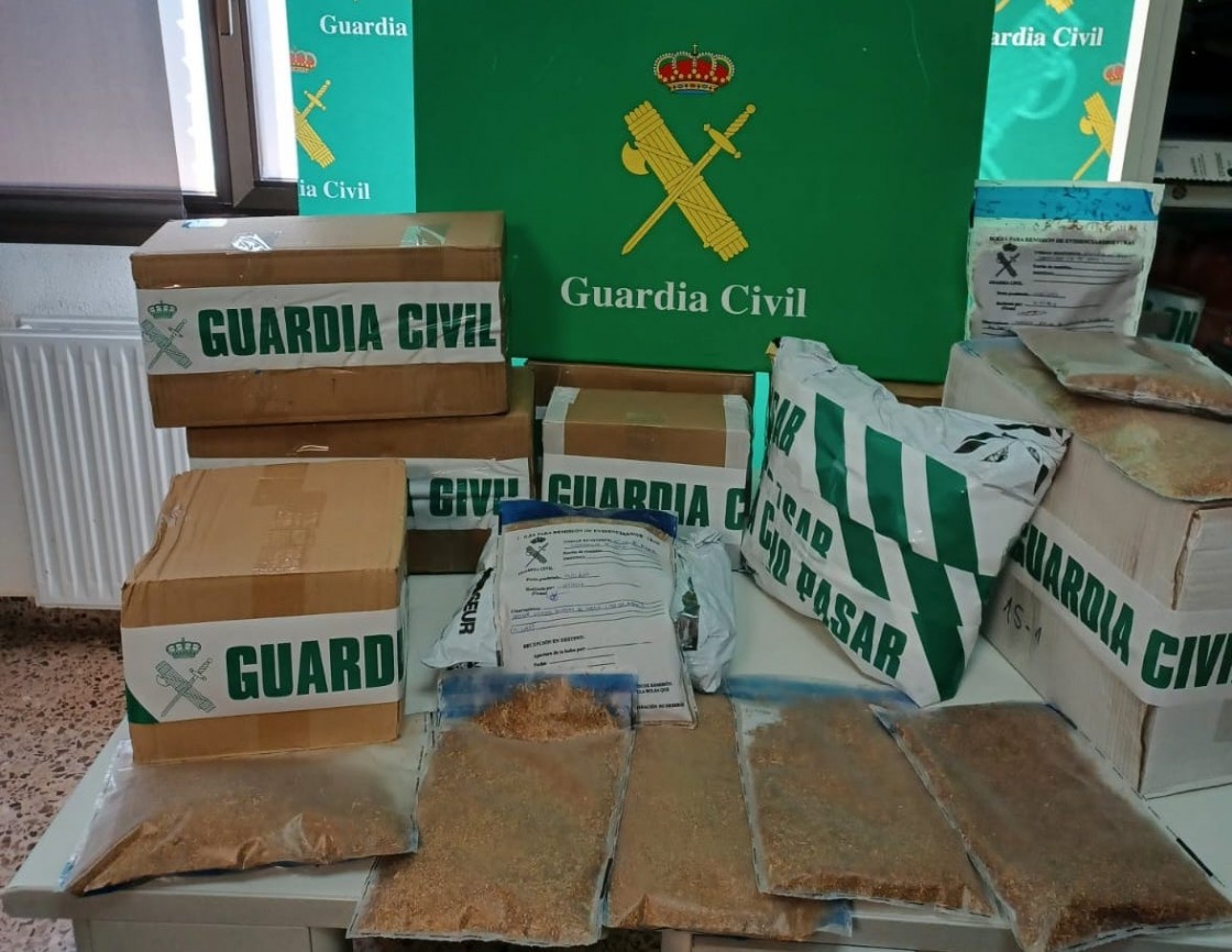 La Guardia Civil de Teruel intercepta 25 envíos de picadura de tabaco con un valor en el mercado de 8.000 euros