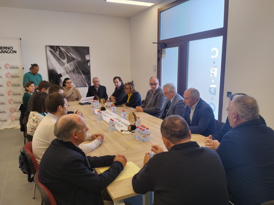 El Consejo Regulador del Jamón de Teruel asume la gestión de la IGP Cerdo de Teruel