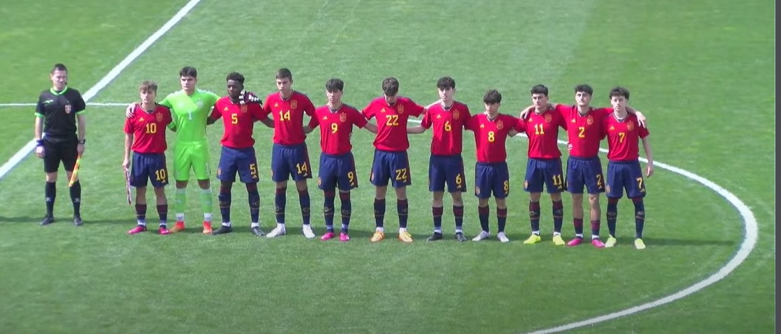 Juan Hernández capitanea a la selección española ante Serbia