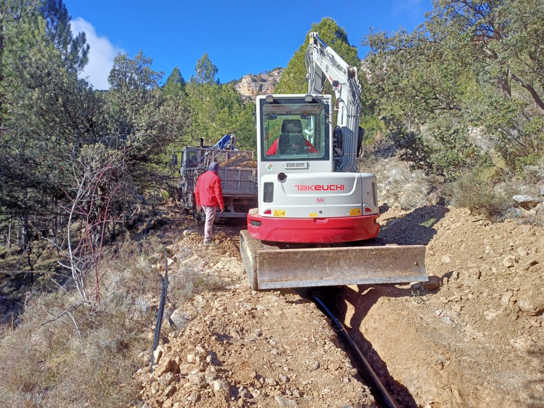 Concluyen los trabajos de renovación de tuberías de suministro de agua en La Iglesuela