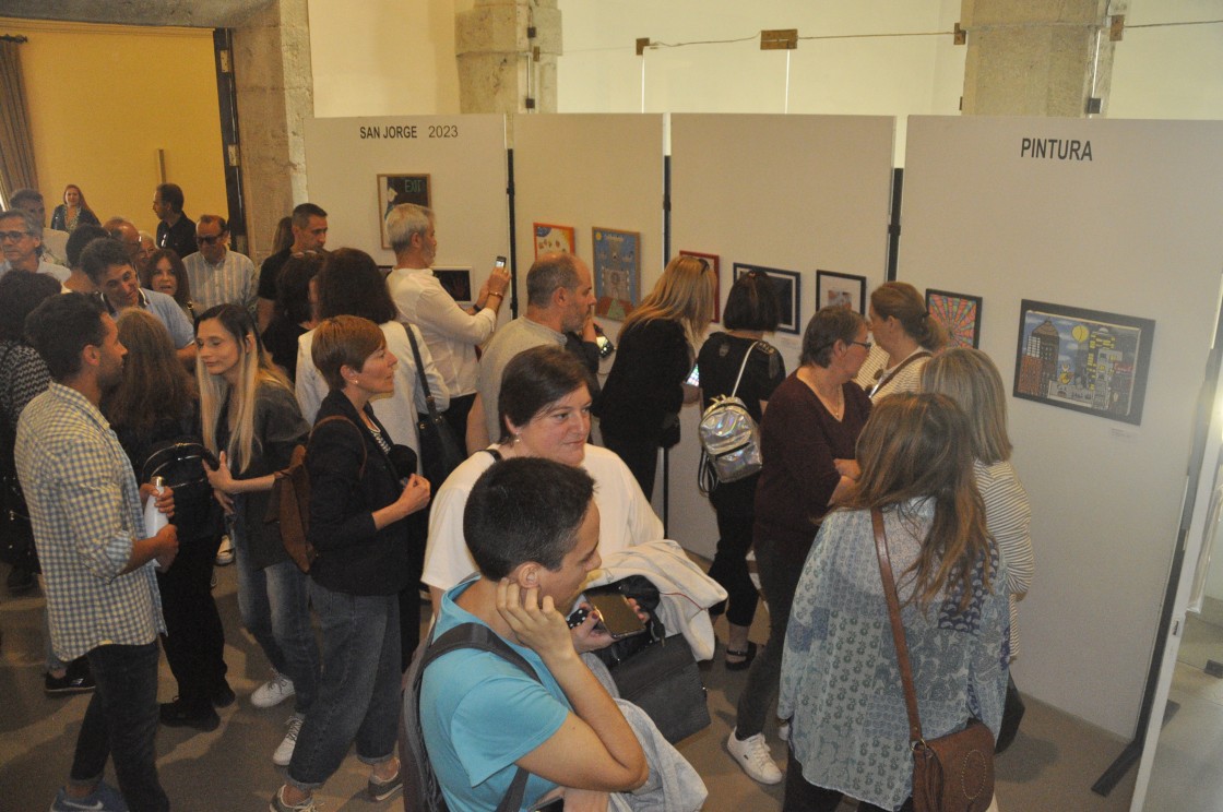 Los Premios San Jorge de Pintura y Relato de la Diputación reconocen el talento turolense por eclosionar