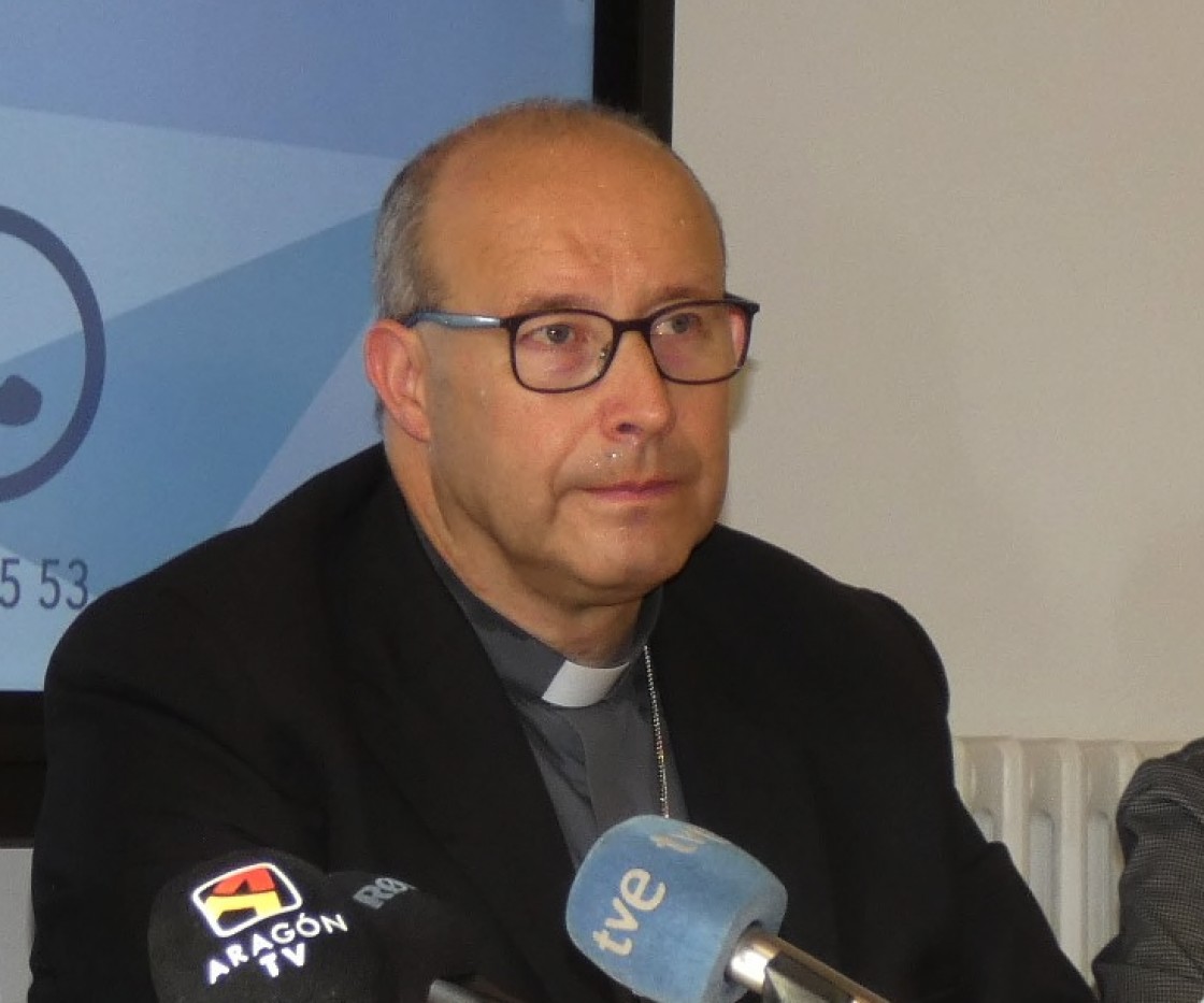 El obispo de Teruel y Albarracín, José Antonio Satué, advierte de que el mundo rural sigue marginado