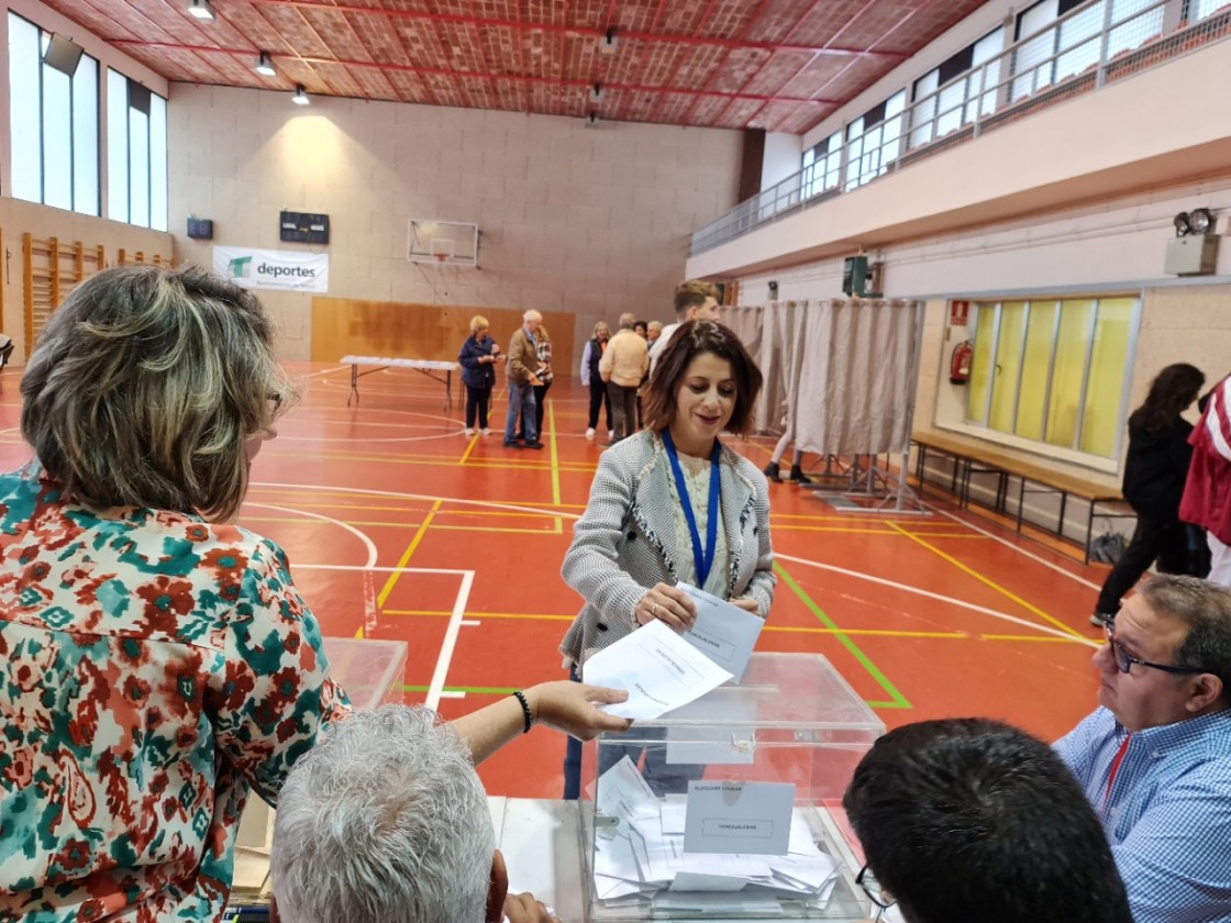 El PP de Emma Buj logra la mayoría absoluta en el Ayuntamiento de Teruel con más del 65% escrutado