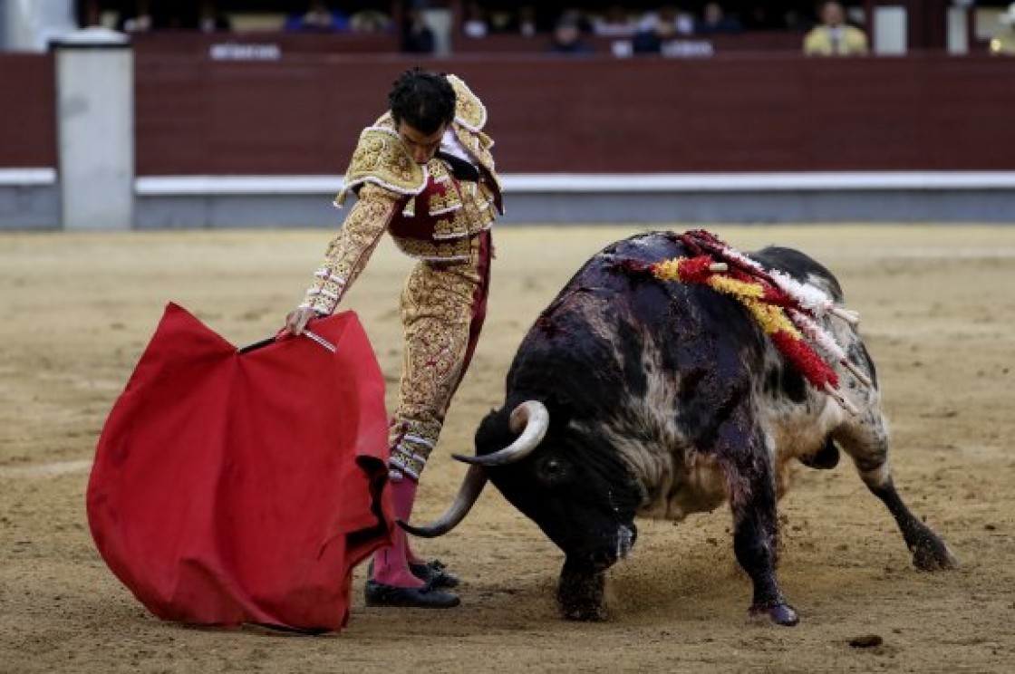 Morenito de Aranda, Adrián de Torres e Isaac Fonseca en la corrida del sábado de Vaquilla