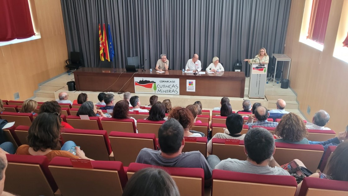 La Ejecutiva Regional respalda que Mayte Pérez sea la portavoz del PSOE en las Cortes de Aragón