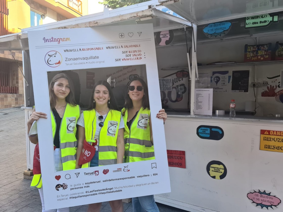 Zona Envaquíllate vuelve a instalar la barra sin alcohol en la Plaza Domingo Gascón de Teruel