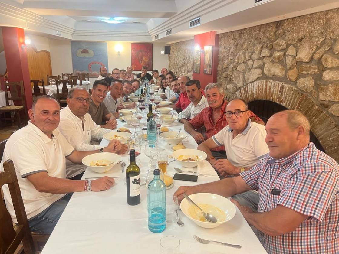 La Soga y Baga de Teruel celebra su tradicional Cena de los Callos y hace un balance positivo de la Vaquilla