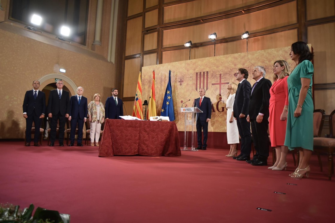 La mejora de los servicios públicos y la aplicación de rebajas fiscales, prioridades del nuevo Ejecutivo aragonés