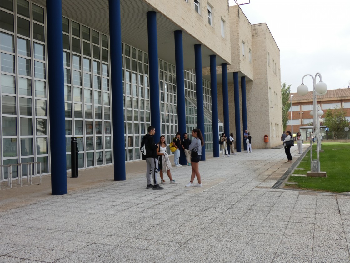 Arranca el curso en el Campus con la vista puesta en la ampliación de estudios y espacios