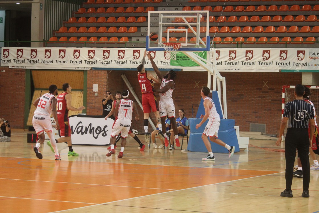 Valencia Basket se lleva el III Memorial Pepe Lanzuela tras ganar  61-87 a Casademont Zaragoza en Teruel