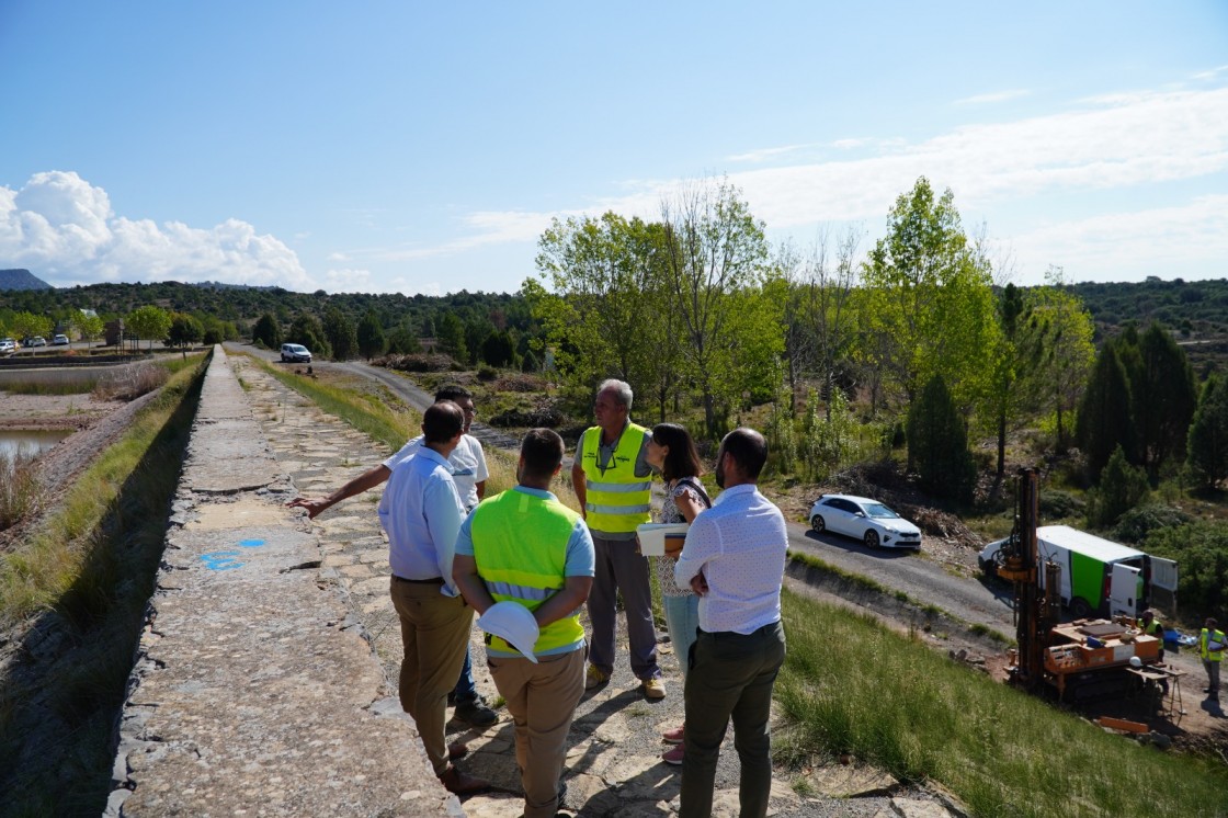 La CHJ comienza los estudios técnicos de la obra de urgencia en la presa de Valbona