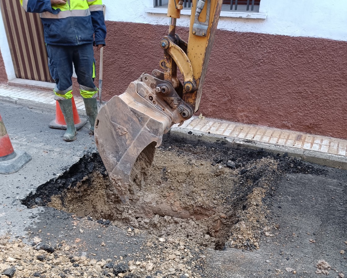 Los vecinos de La Florida de Teruel insisten en que se levante la calle para ver su estado