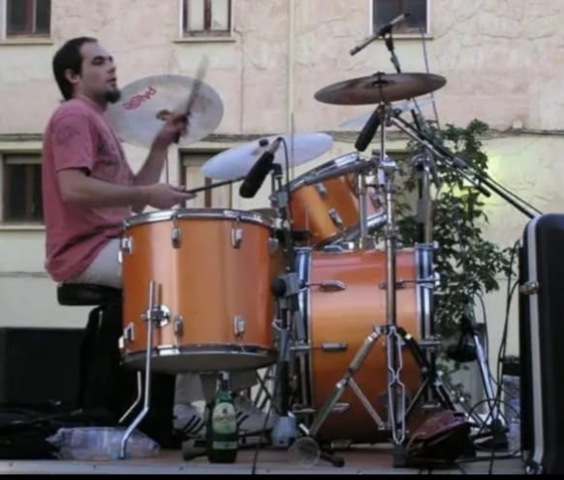 La comunidad musical llora a Paco Civera,  “el mejor batería que ha existido en Teruel”