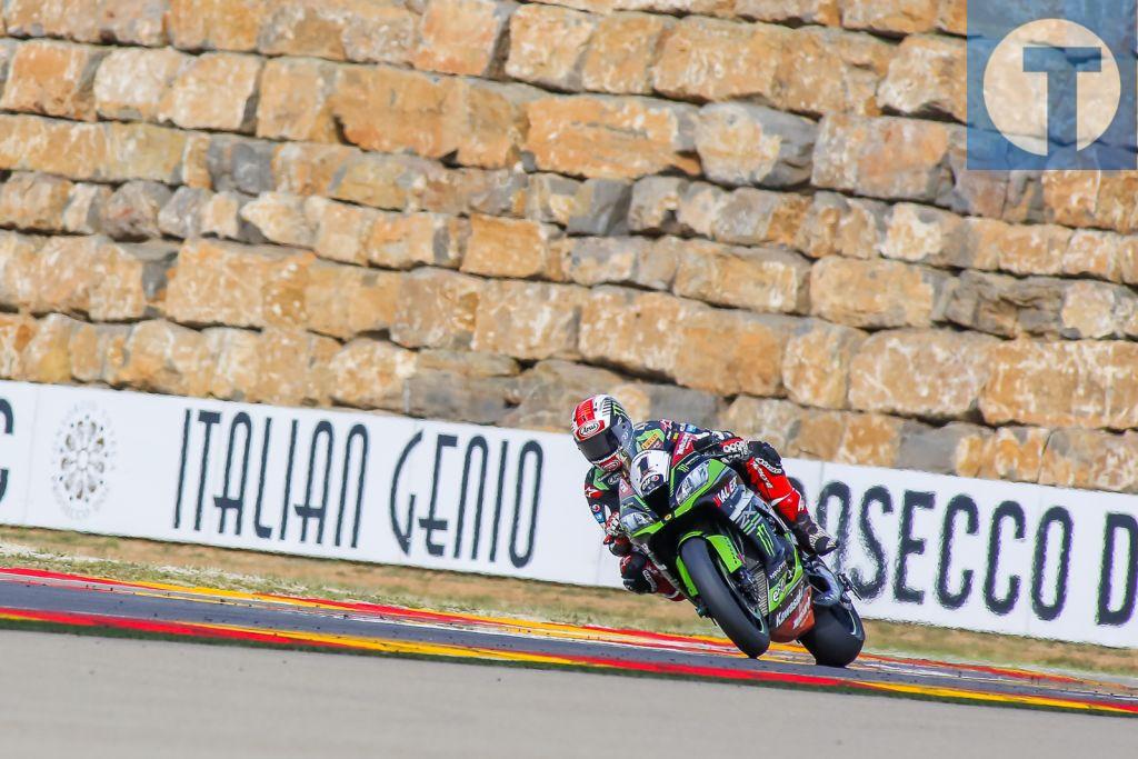 Rea domina los entrenamientos libres de Superbikes en Motorland