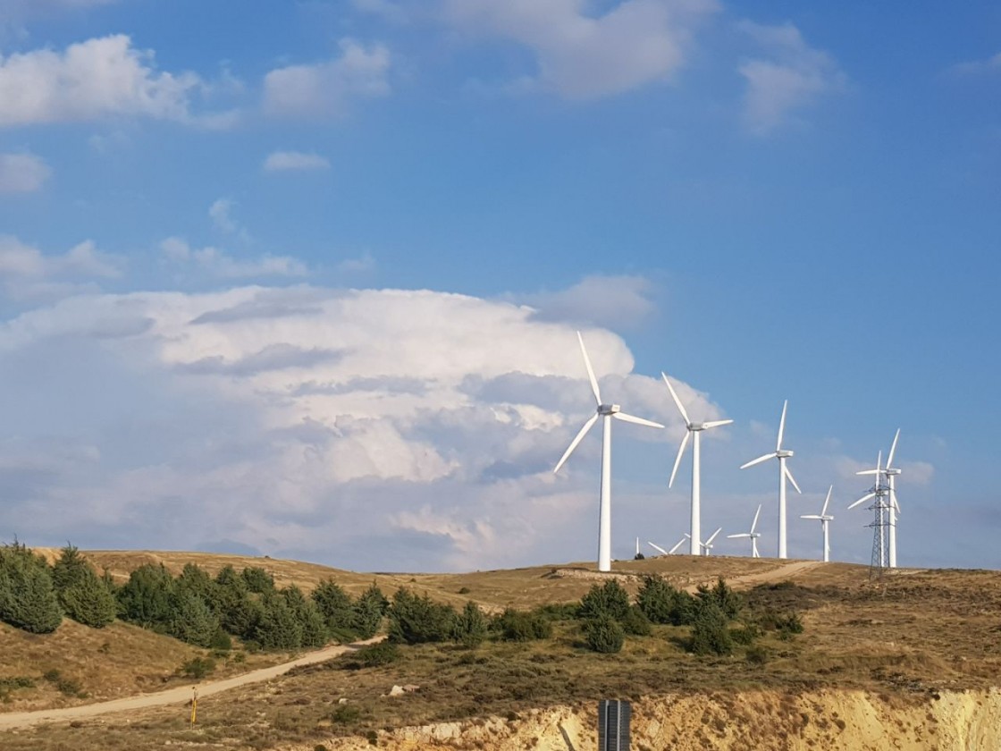 El Ministerio autoriza a Forestalia la construcción de los parques eólicos de Matarraña y Bajo Aragón