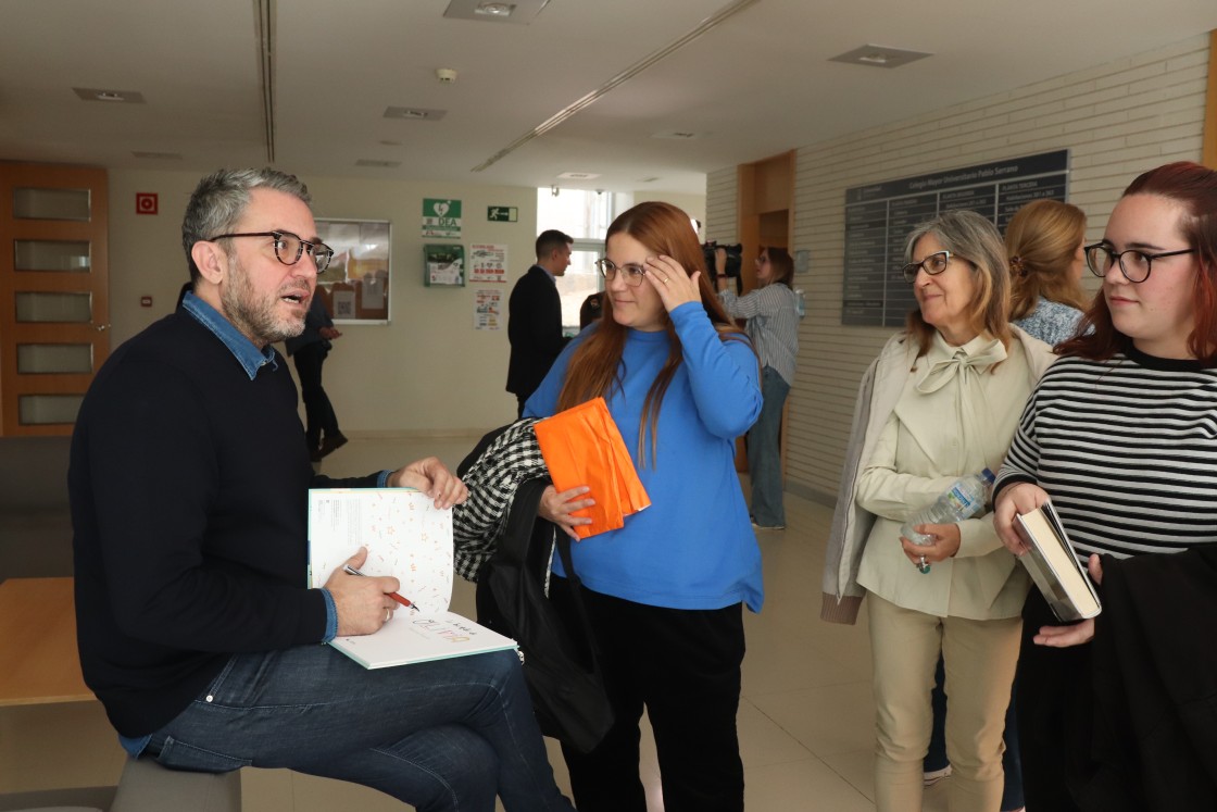 Máximo Huerta: “Hay muchos tipos de censura y da mucho miedo, cuantos más libros lees más libre eres”