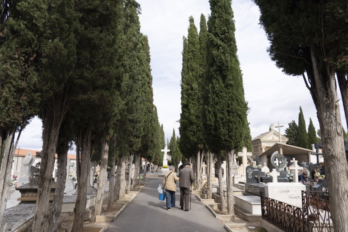 El Ayuntamiento ampliará la capacidad del cementerio municipal en 2024