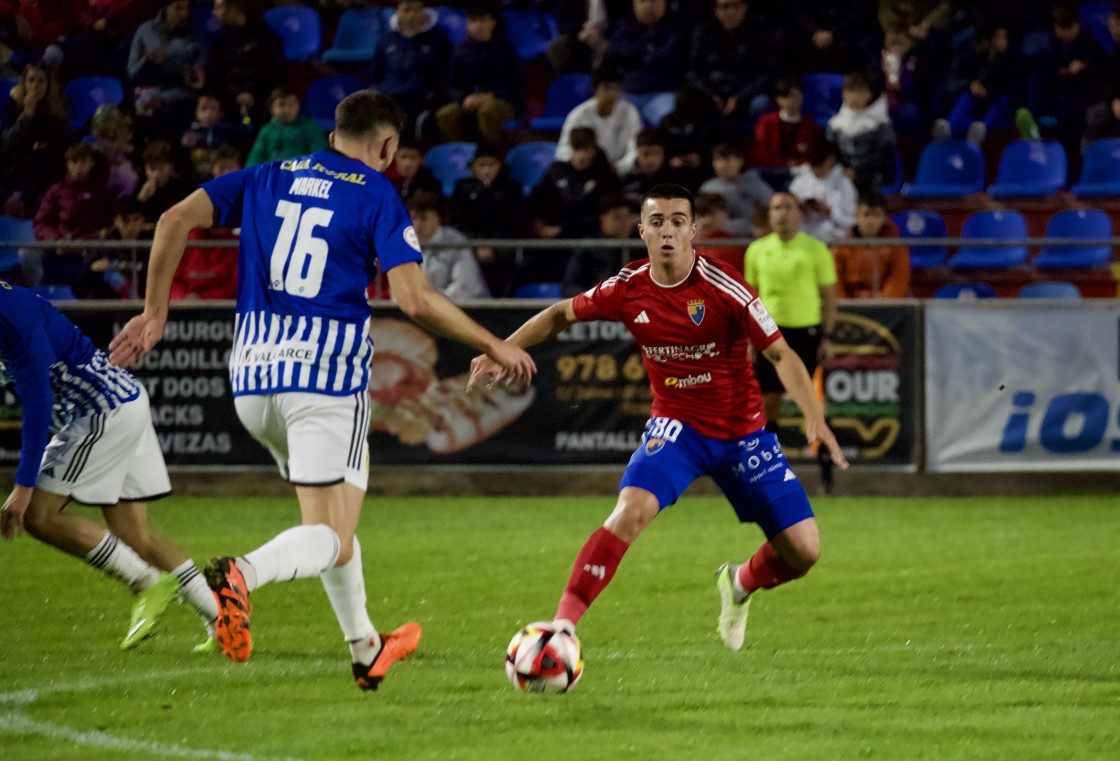 El CD Teruel cae a la última posición de la tabla tras perder en Pinilla frente a la Ponferradina