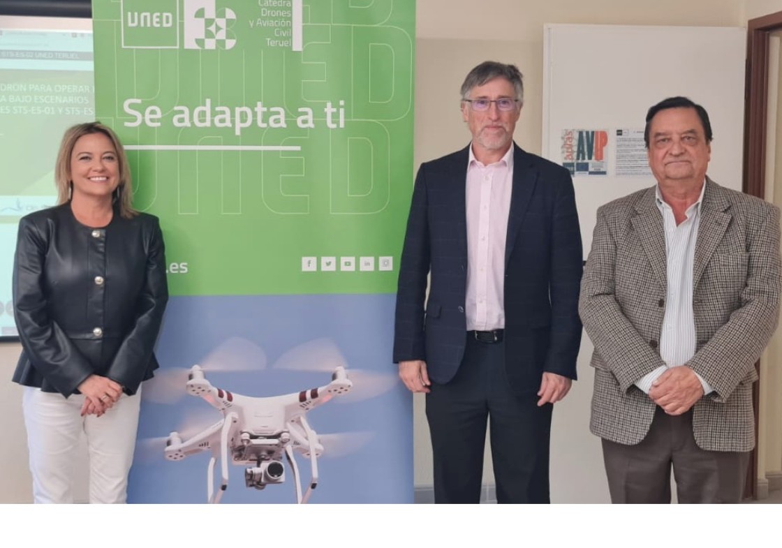 La Uned inaugura un curso especializado de piloto  de la Cátedra de Drones