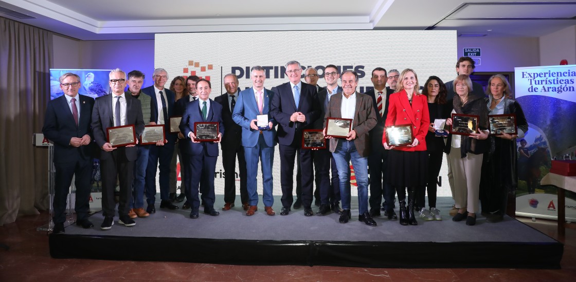 Antonio Jiménez, gerente de la Fundación Santa María, Medalla al Mérito turístico por sus 34 años de trabajo en Albarracín