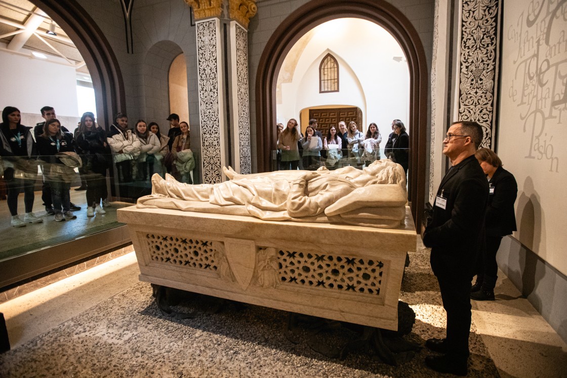 Una maqueta de las esculturas de los Amantes hará más accesible la visita al Mausoleo