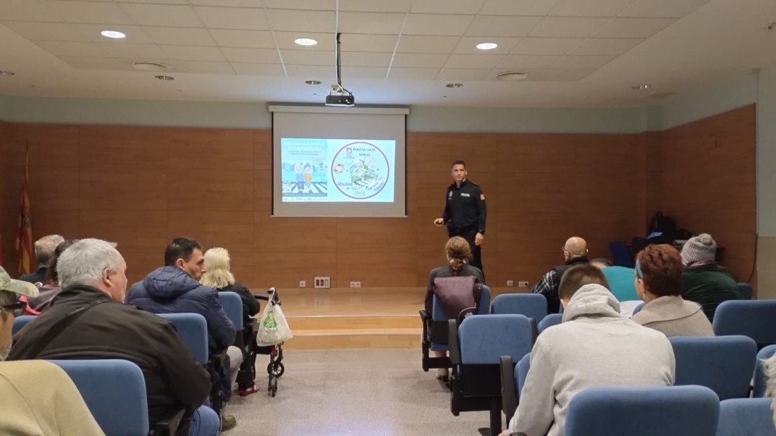La Policía Local de Teruel inicia un ronda de charlas sobre prevención de atropellos a personas mayores