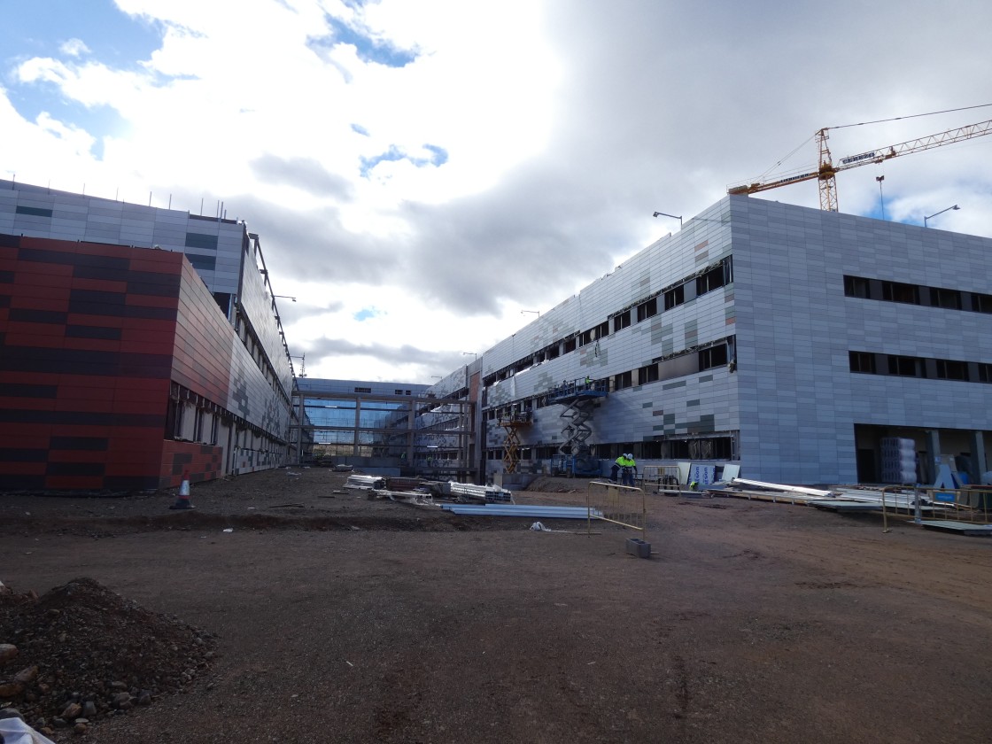 Detenidos cinco hombres por intentar robar en la obra del nuevo hospital de Teruel