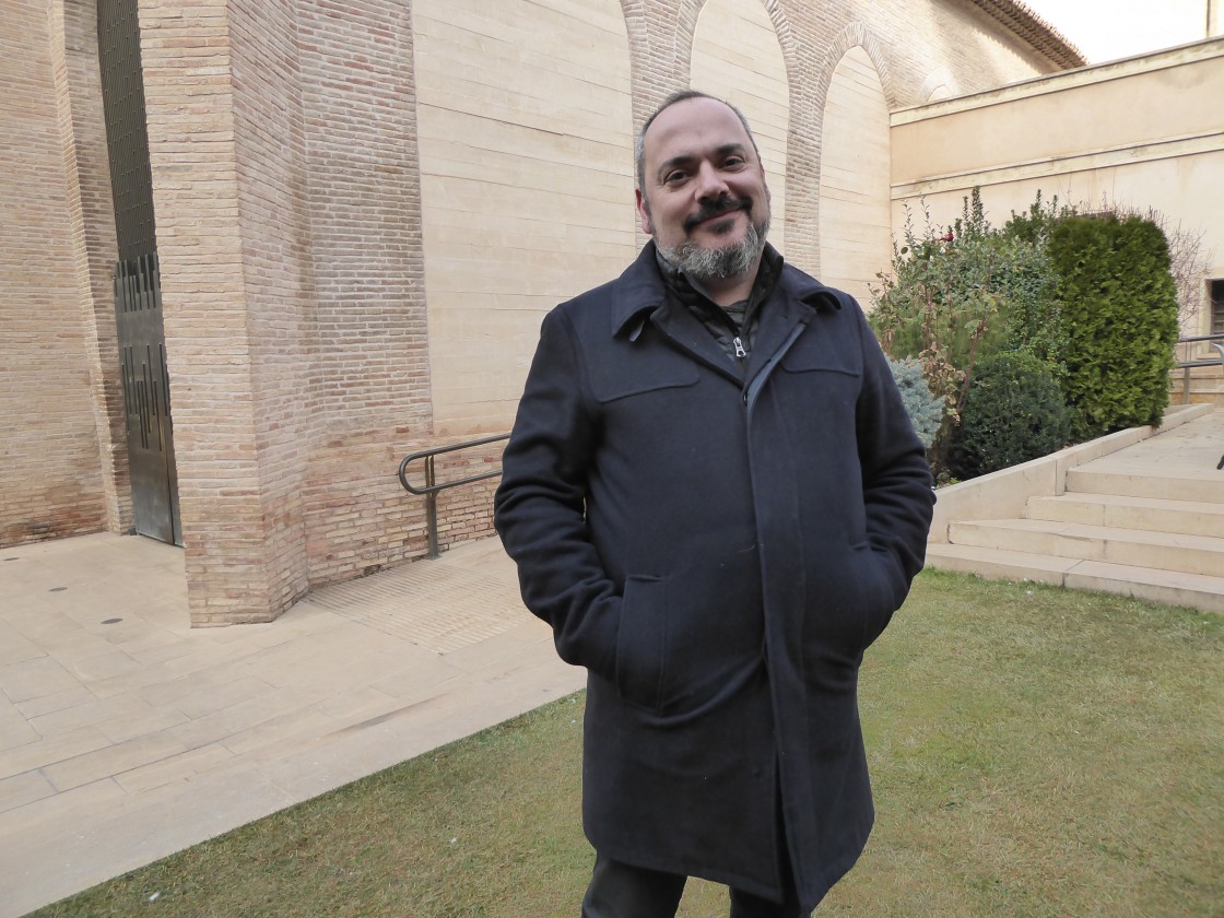 Jorge Gonzalvo, coordinador de Atrapavientos: “Fomentar la lectura tiene  que ser algo divertido asociado  a que a uno le den ganas de leer”