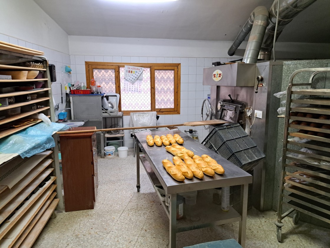 Gea de Albarracín busca gestores para el horno, que pronto se ampliará con una tienda