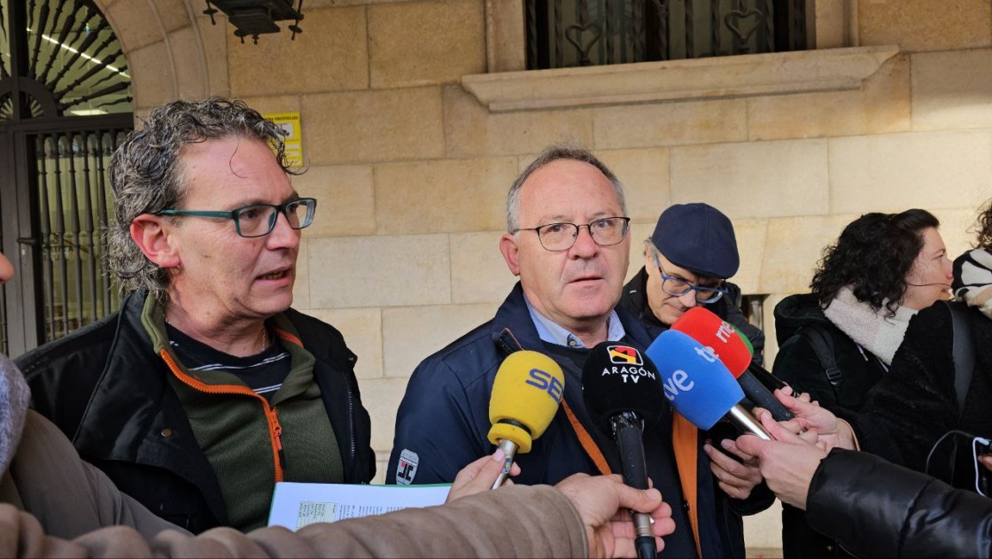 El movimiento ciudadano Teruel Existe denuncia en las fiscalías los proyectos eólicos de la Sierra de Albarracín y alrededores