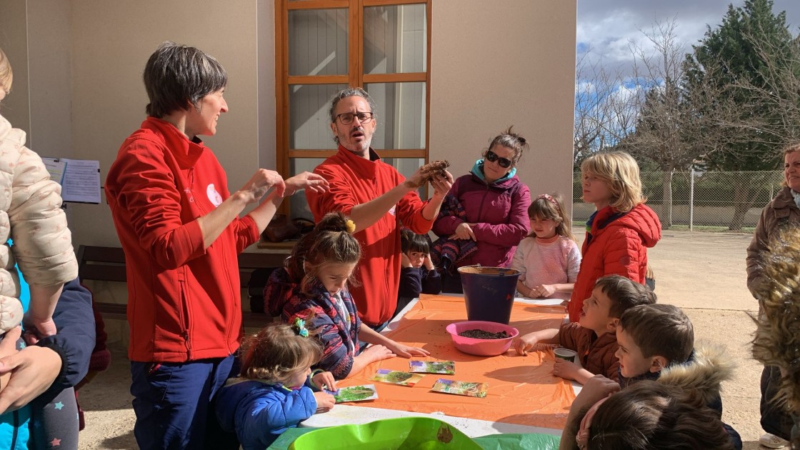 Andorra inocula el amor por la naturaleza entre los niños con motivo del Día del Árbol