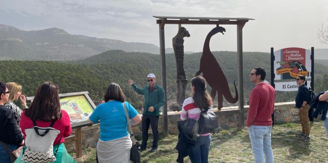 La Fundación Dinópolis forma sobre los recursos paleontológicos de la comarca Gúdar-Javalambre a sus técnicos de turismo