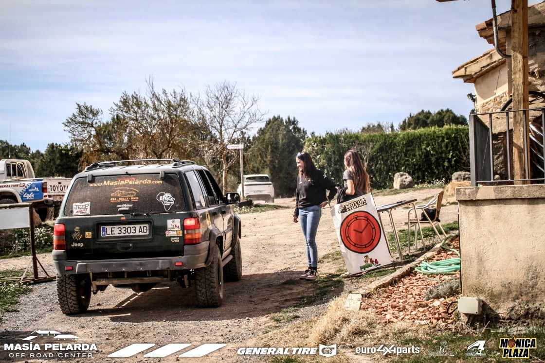 Masía Pelarda ‘desmenuza’ los trucos del copilotaje para rallys