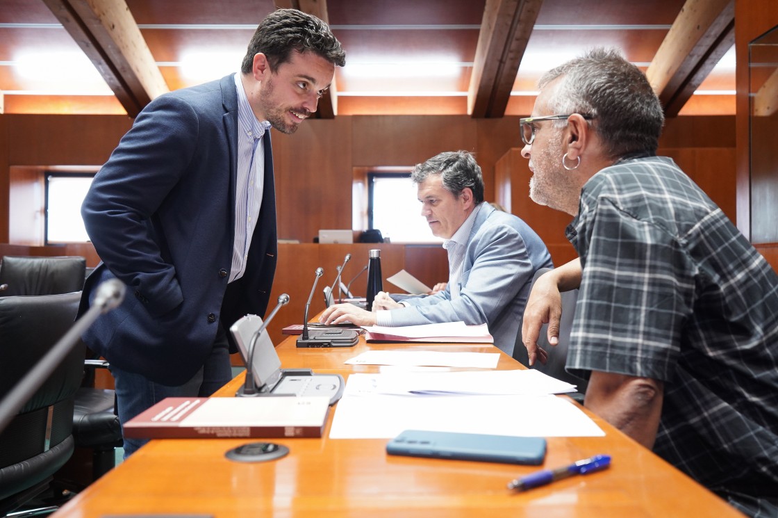 Los socialistas alertan en las Cortes del retraso en las convocatorias del Fondo de Cohesión