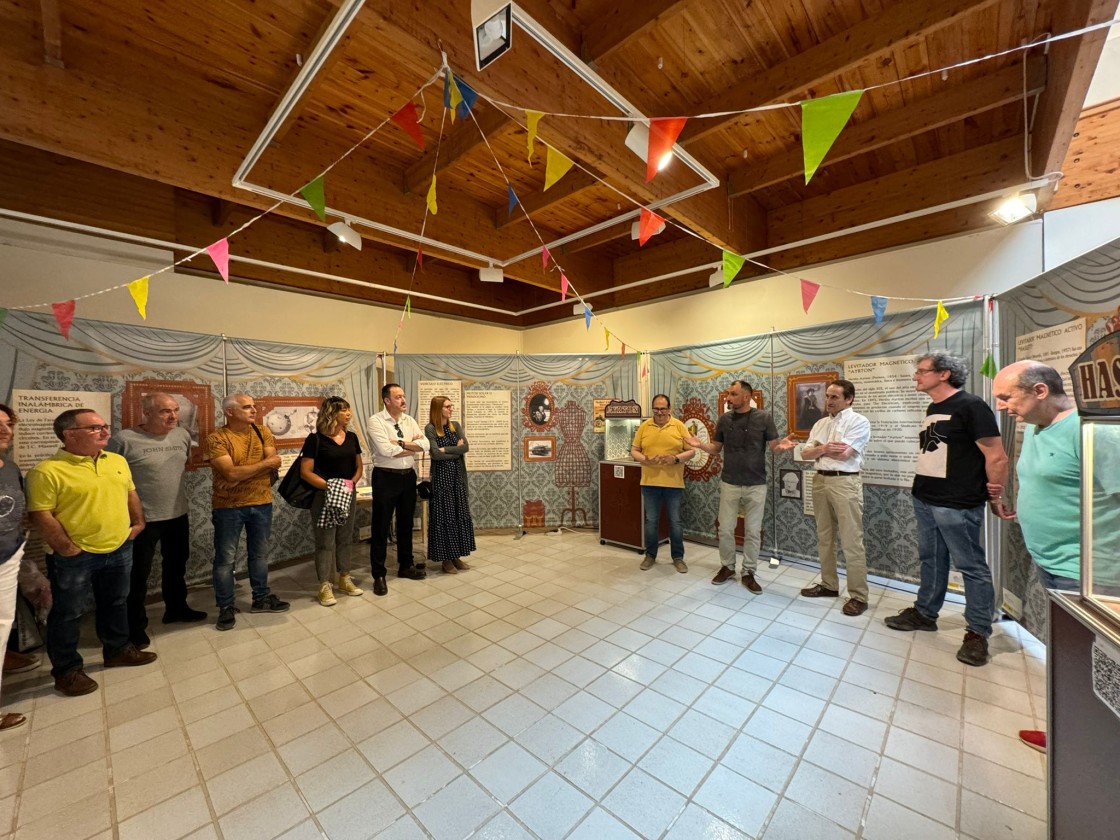 ‘Gran espectáculo eléctrico’ abre sus puertas en la  sala municipal de Alcañiz